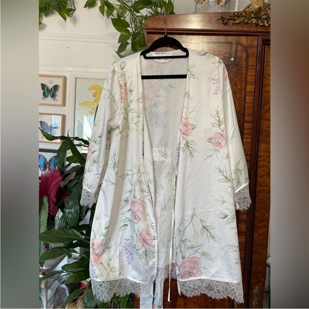 Floral‎ Print Women's Robe - Picture 3 of 12